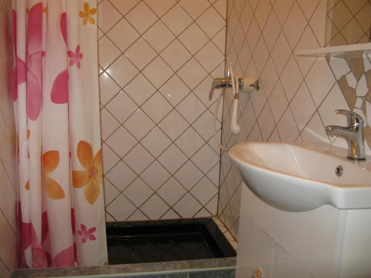 Apartment In Lopar With Sea View, Terrace, Air Conditioning, W-Lan 4229-4 0*,